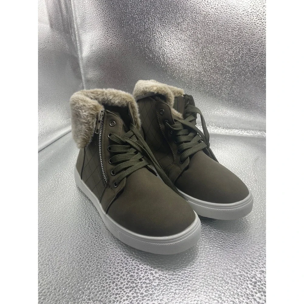 Studio 1886 Olive Green Faux Fur Trim High Top Sneakers Quilted Zip Up Shoes